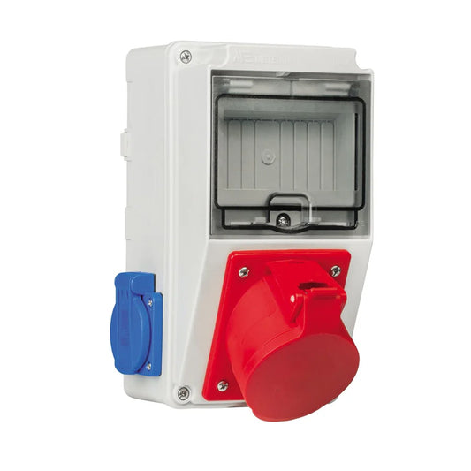 Three-phase electrical panel with 4 modules, double Schuko socket