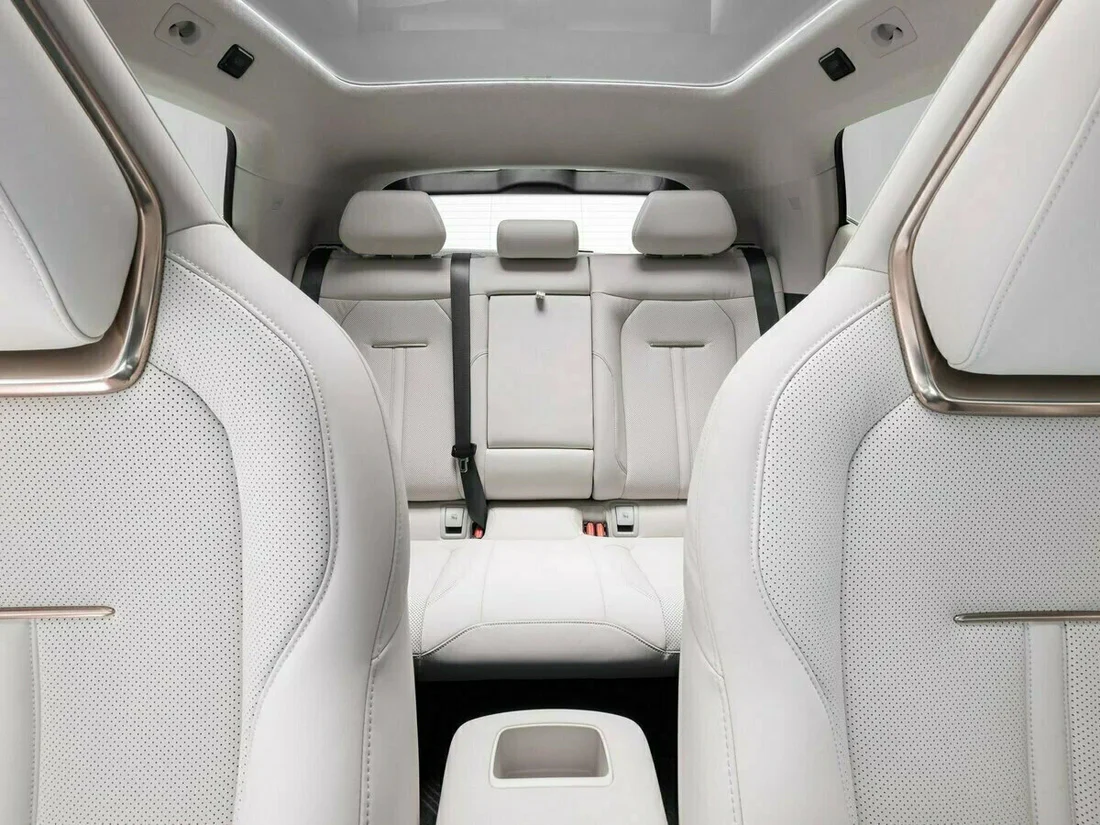 2024 Electric car Zeekr X Performance 4WD 66 kW 428 hp 4x4 Automatic