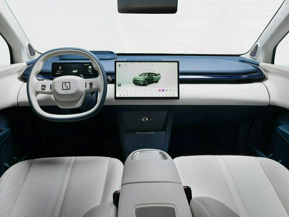 2024 Electric car Zeekr X Performance 4WD 66 kW 428 hp 4x4 Automatic